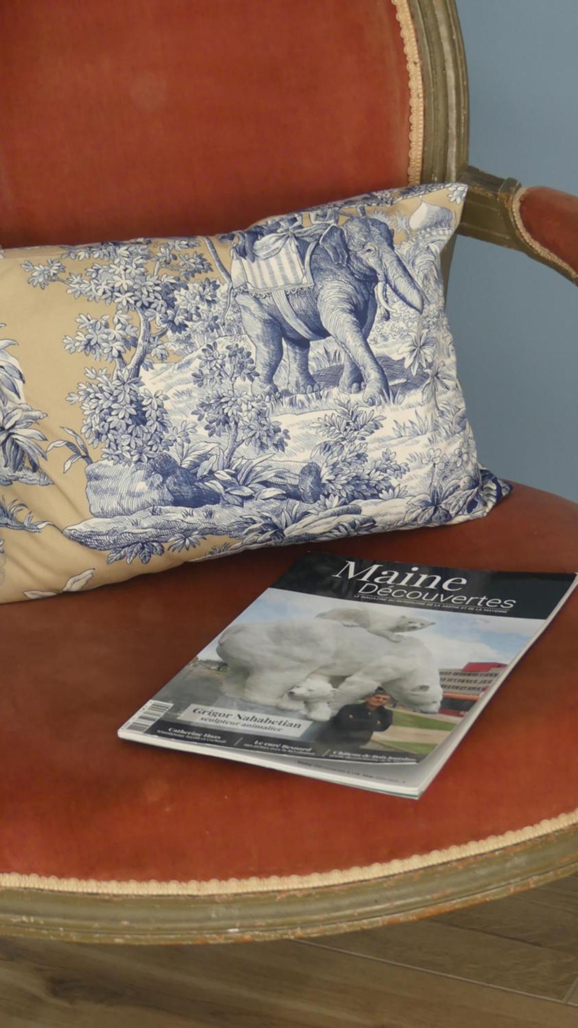 La Petite Lande Bed & Breakfast Menil ภายนอก รูปภาพ